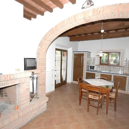 Sleeps 6 Pool Wifi וילה